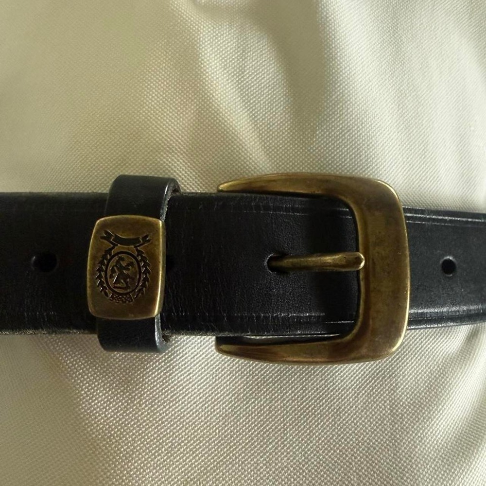 Vintage Tommy Hilfiger black leather belt with brass buckle 34-38"